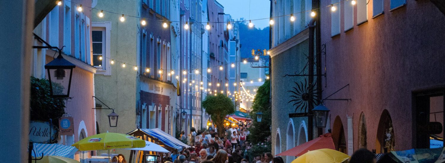 Die Grüben während des Brückenfests 2014 © Burghauser Touristik GmbH Die Grüben während des Brückenfests 2014 © Burghauser Touristik GmbH