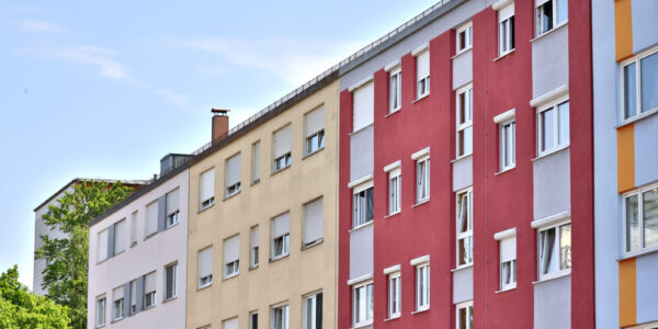 Wohnblock in Burghausen © Gerhard Nixdorf