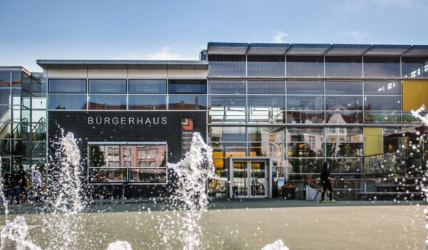 Frontansicht Bürgerhaus © Stadt Burghausen