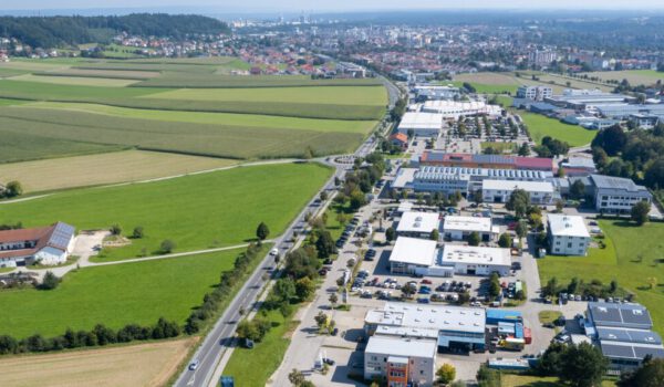 Luftaufnahme Gewerbegebiet Lindach © Stadt Burghausen