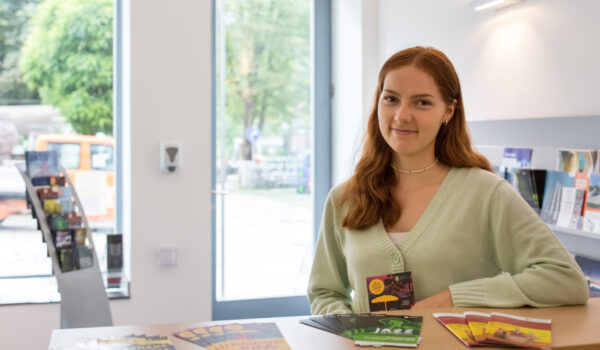 Bufdi im Kulturbüro © Hannah Soldner