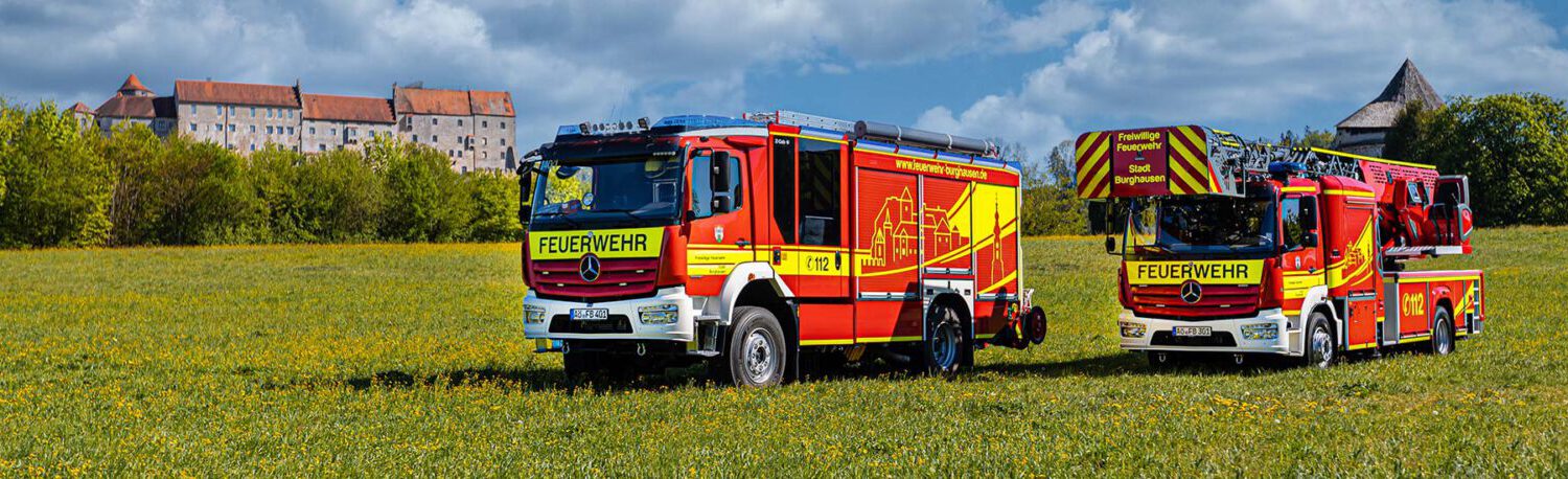 Feuerwehr Burghausen vor Burgpanorama © Feuerwehr Burghausen
