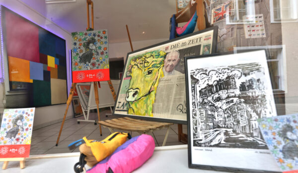 Schaufenster des Künstlers Pete Kilkenny in den Grüben © Gerhard Nixdorf