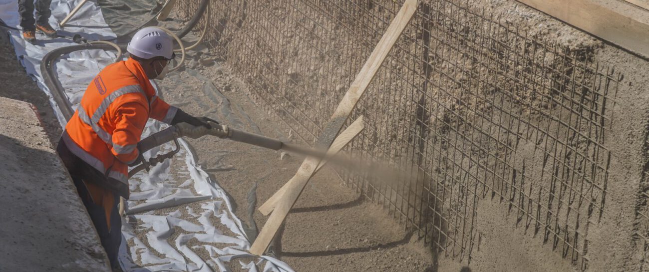 Bauarbeiter bei der Arbeit © Stadt Burghausen