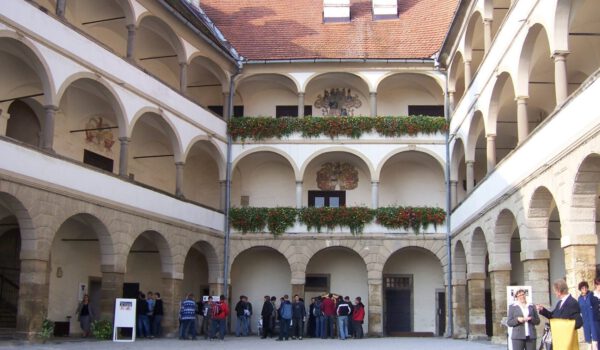 Innenhof Schloss - Ptuj © Gerhard Hübner