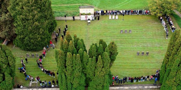 Gedenkveranstaltung am KZ-Friedhof © Stadt Burghausen