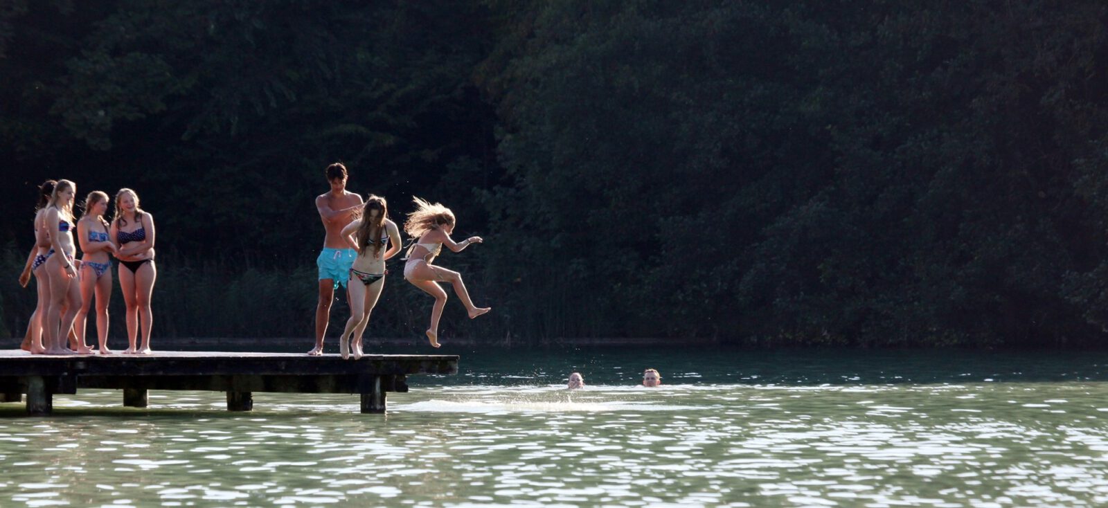 Jugendliche am Wöhrsee © Burghauser Touristik GmbH
