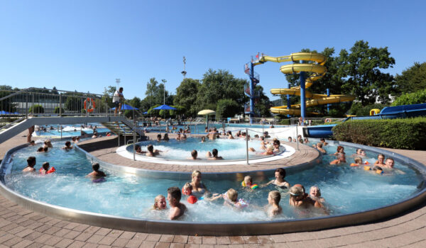Freibad Burghausen © Gerhard Nixdorf