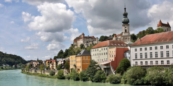 Die Altstadt mit Blick von der Salzachbrücke © Gerhard Nixdorf