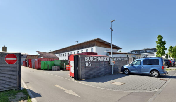 Einfahrt zum Wertstoffhof © Gerhard Nixdorf