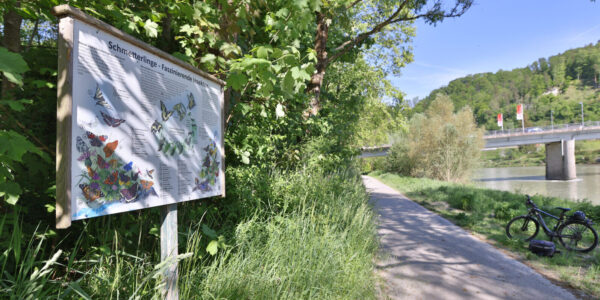 Infostafel an der Salzach © Gerhard Nixdorf