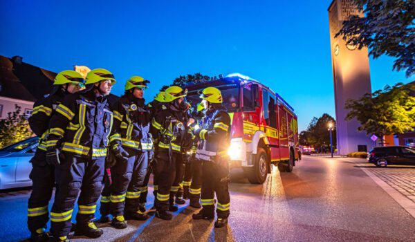 Feuerwehr Burghausen bei einem Einsatz © Feuerwehr Burghausen