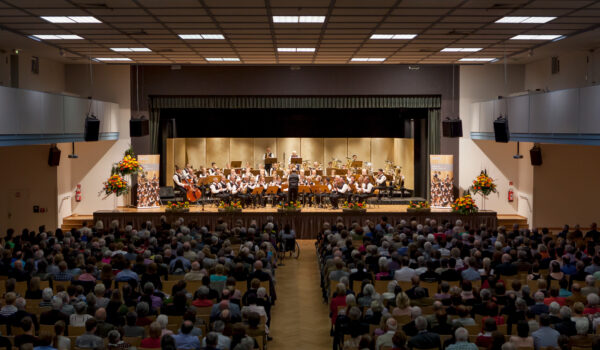 Wackerhalle bei Konzert der Wackerwerkskapelle © Wacker GmbH
