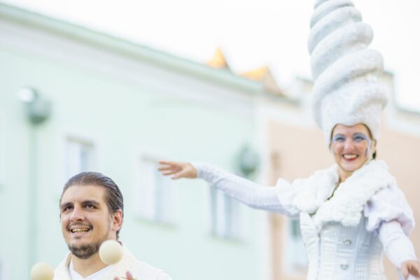 2021-10-01 17-37-48_Die Nacht der Straßenkünstler_©_by_Robert Banfic_ROB5972