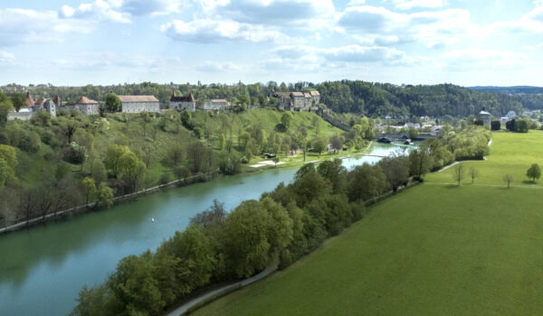 Wiesen, Wöhrsee und Burg © Gerhard Nixdorf Wiesen, Wöhrsee und Burg © Gerhard Nixdorf