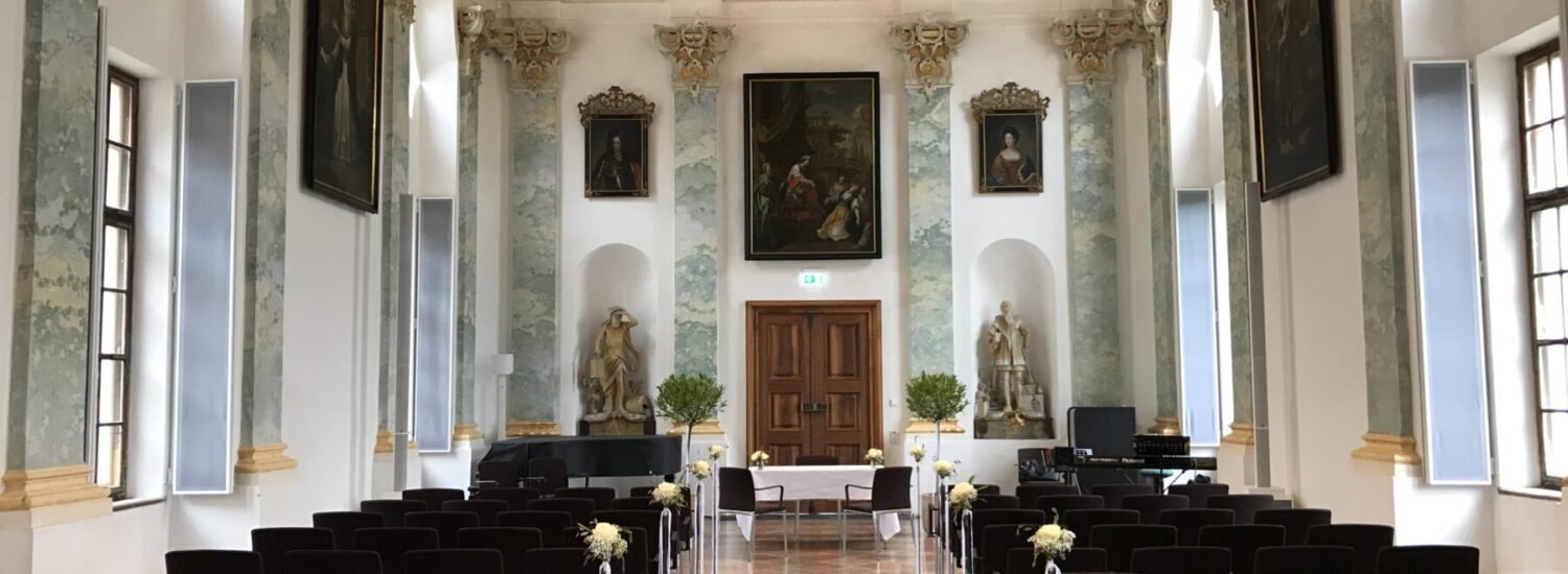 Festsaal Raitenhaslach mit Hochzeitsbestuhlung © TUM Akademiezentrum Raitenhaslach Festsaal Raitenhaslach mit Hochzeitsbestuhlung © TUM Akademiezentrum Raitenhaslach