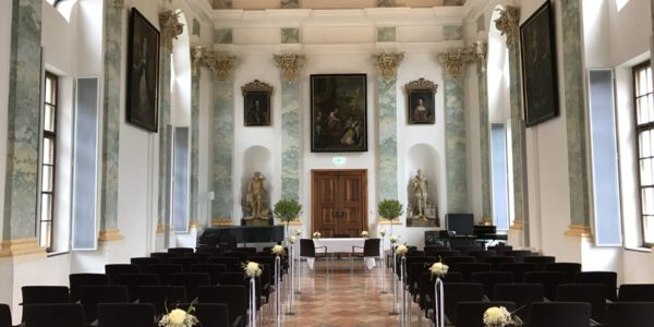 Festsaal Raitenhaslach mit Hochzeitsbestuhlung © TUM Akademiezentrum Raitenhaslach