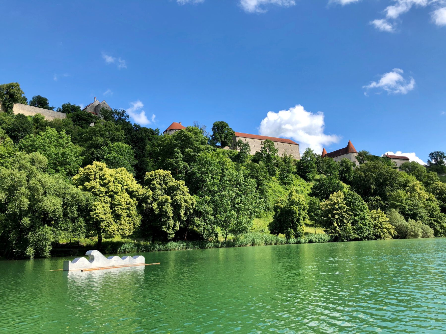 Wöhrsee mit Welle © Stadt Burghausen/köx