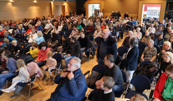 Der vollbesetzte Bürgersaal während des Neubürgerfests © Gerhard Nixdorf