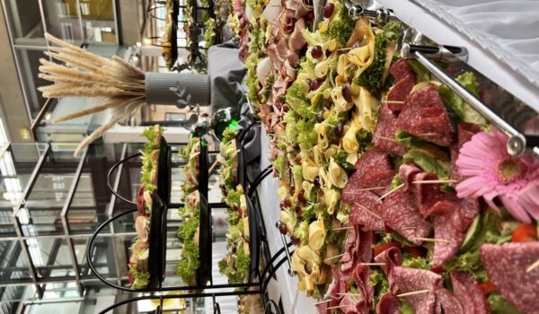 Ein großes Buffett wartete auf die Besucher des Neubürgerfestes © Stadt Burghausen / köx