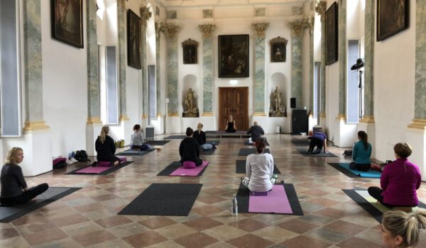 Yoga mit Martina Ofenmacher © Kultubüro Yoga mit Martina Ofenmacher © Kultubüro