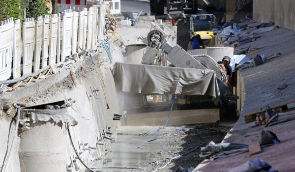 MozerDrAlbrechtDrohnSept2022-02