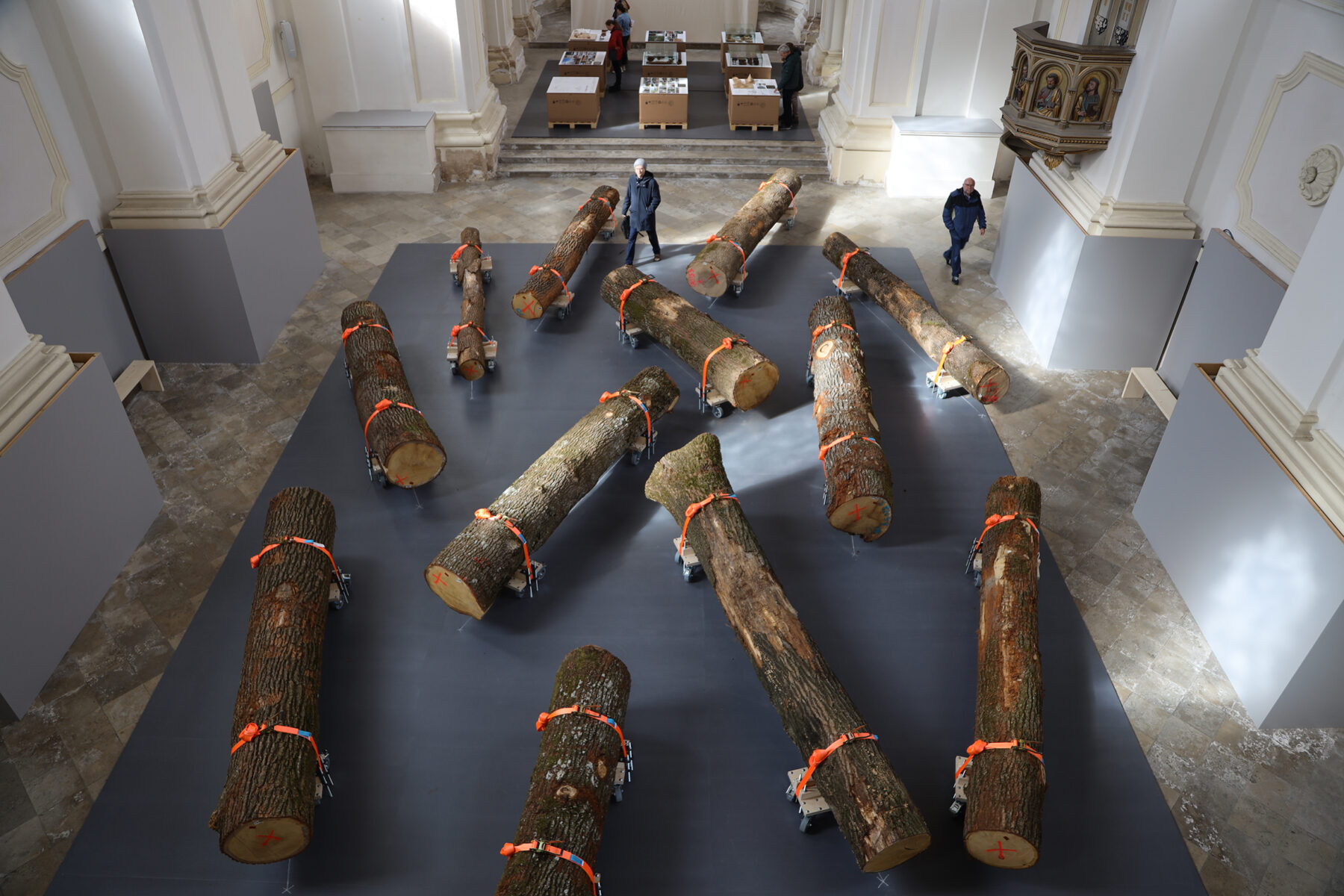 Konzert in der Ausstellung in der Studienkirche St. Josef Burghausen Foto Nixdorf Fotografie
