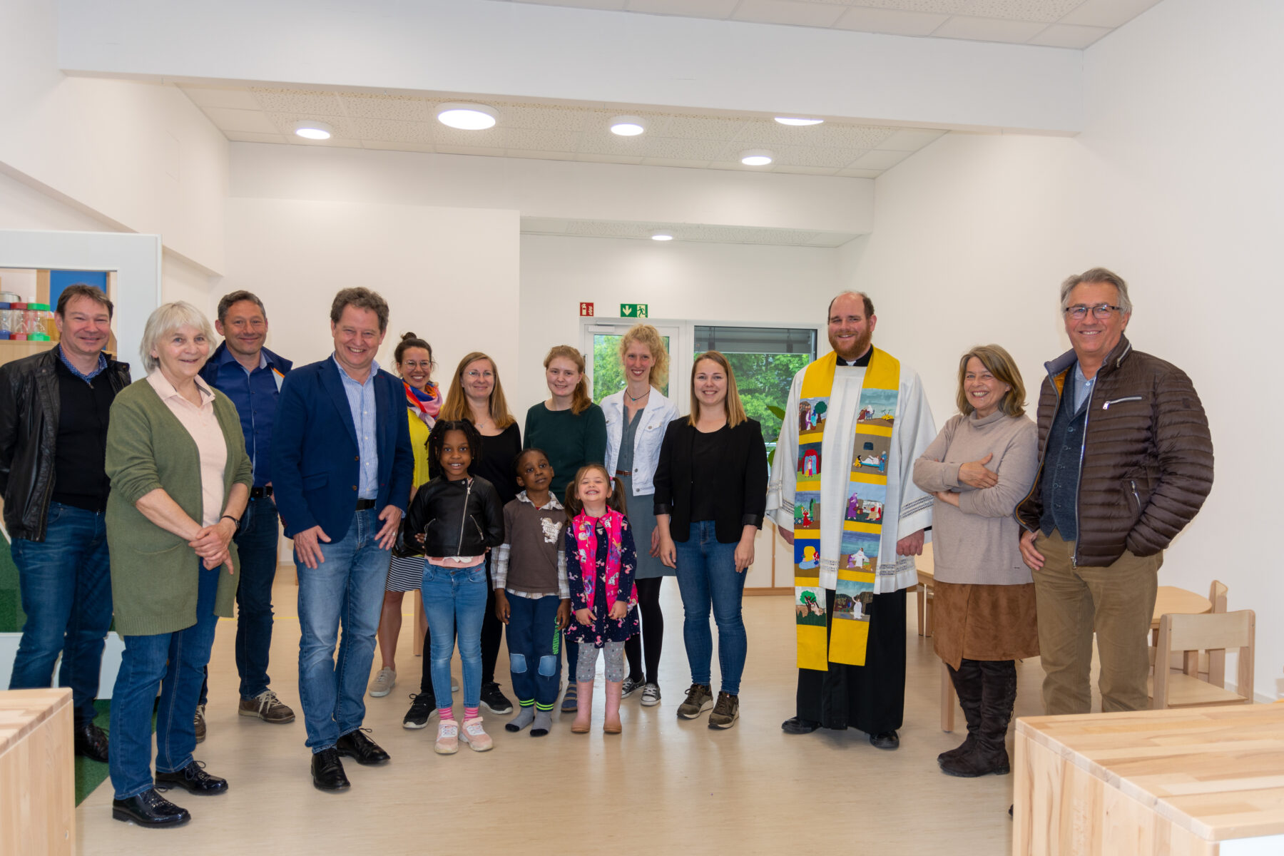 Die Eröffnung der neuen Räume der Kita ZULF im Mai 2023 mit Erstem Bürgermeister Florian Schneider Foto Stadt Burghausen