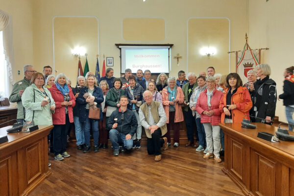 Großartige Bürgerreise des Städtepartnerschaftvereins Burghausen nach Sulmona vom 13. – 21. Mai 2023 - Empfang im Rathaus