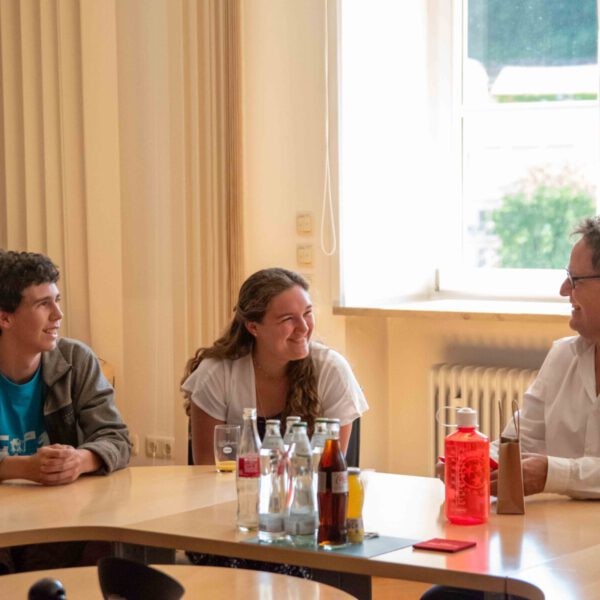 Empfang im kleinen Sitzungssaal des Rathauses Foto Stadt Burghausen ebh