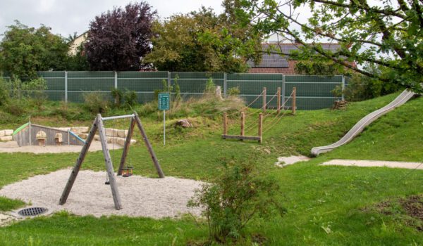 Spielplatz Paul-Klee-Straße © Stadt Burghausen/ebh Spielplatz Paul-Klee-Straße © Stadt Burghausen/ebh
