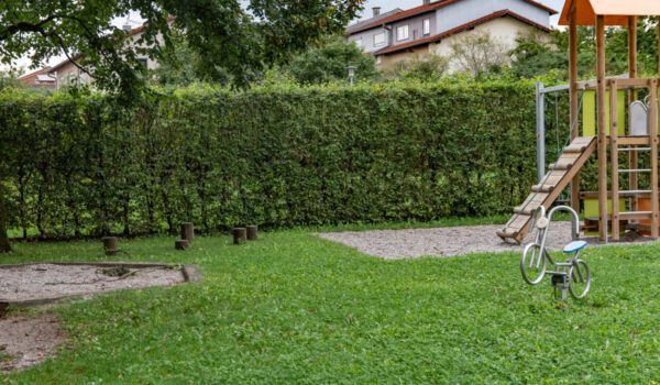 Spielplatz Egerlandstraße © Stadt Burghausen/ebh Spielplatz Egerlandstraße © Stadt Burghausen/ebh