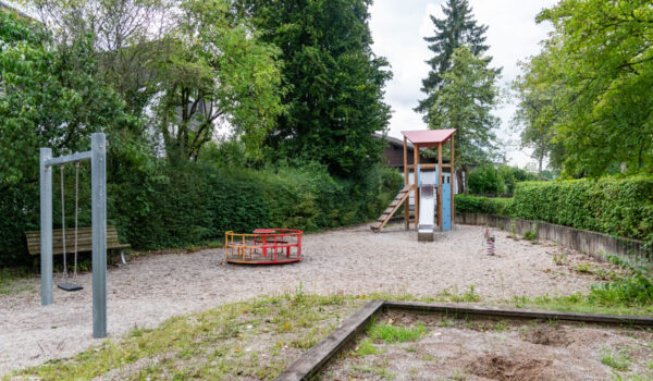 Spielplatz am Amatiweg © Stadt Burghausen/ebh Spielplatz am Amatiweg © Stadt Burghausen/ebh