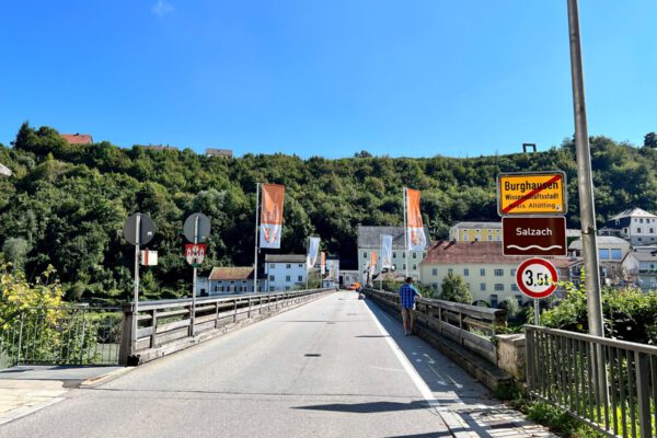 PM 242 Bruckgasse Burghausen Alte Brücke Foto köx