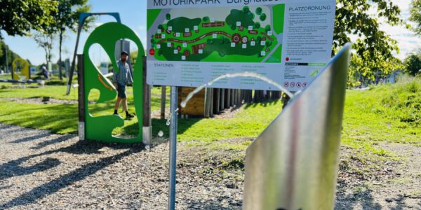 Trinkwasserbrunnen am Motorikpark © Stadt Burghausen/köx