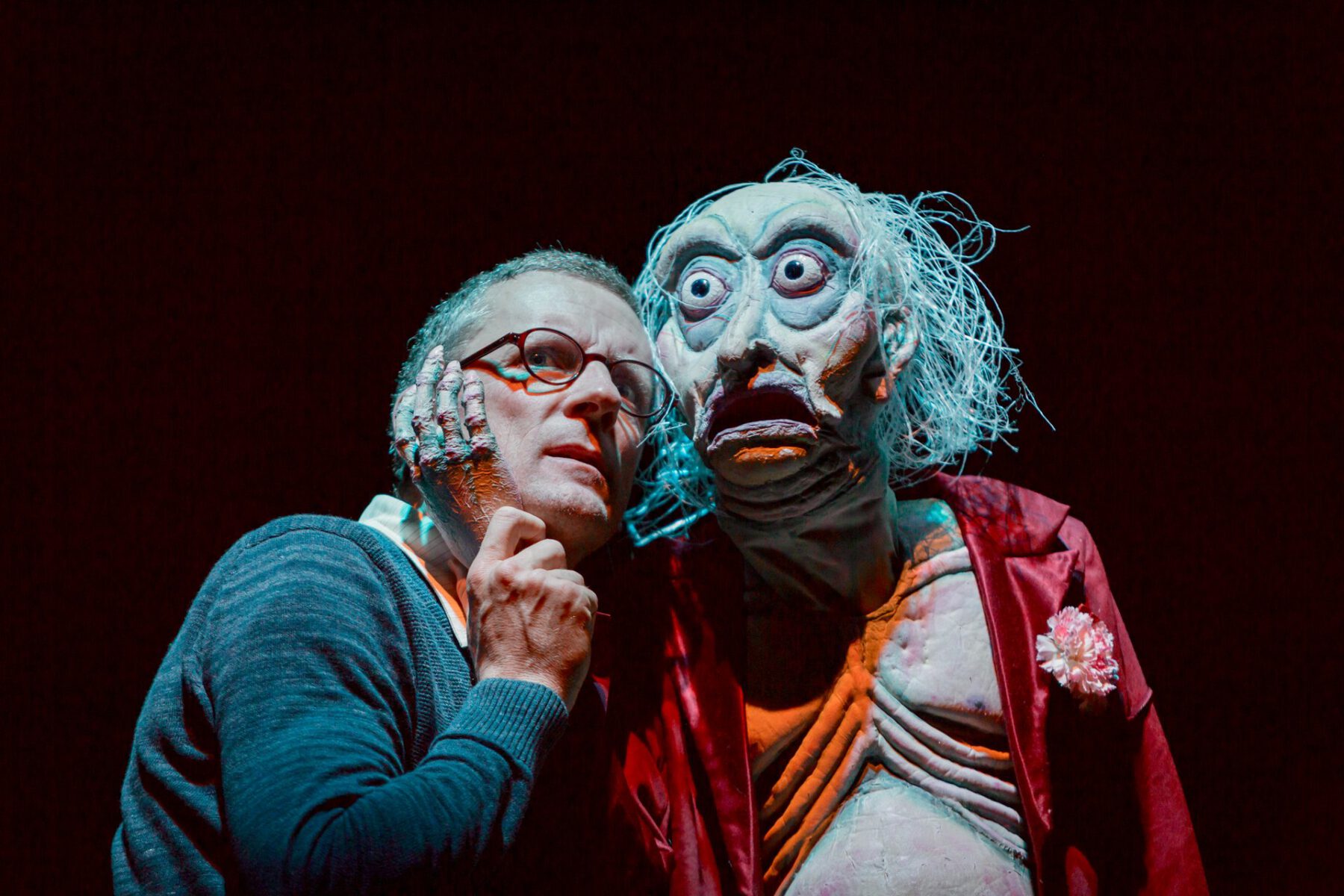 Der Untergang des Hauses Usher nach Edgar Allan Poe Bühne Cipolla Dauer: 1 Stunden 15 Minuten ohne Pause