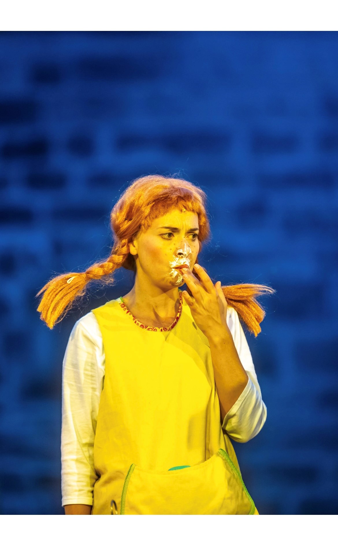 Carmen Jahrstorfer lädt zum Theaterworkshop des neuen Spielraum Theaterclubs im Haus der Familie. Fotocredit: Carmen_Jahrstorfer_Pippi_c_FrankWunderatsch