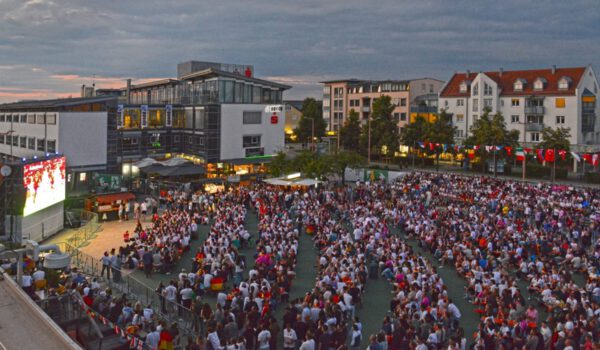 Public Viewing 2024 in Burghausen - Helga Ziehr