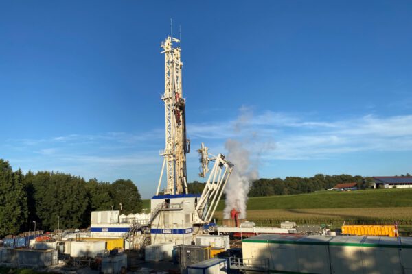 Fernwärme Geothermie