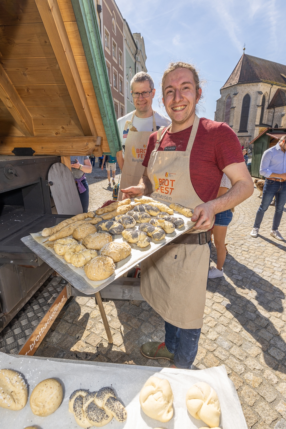Frisch gebacken im Holzofen schmeckt das Brot am besten. Fotocredit: Burghauser Touristik