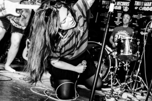 "'Dana' aus Ohio garantieren hemmungslosen Rock'n'Roll, schweißtreibendes Entertainment und eine große Prise Freakshow. - Bild: Wild Wax Shows/Hamburg"
