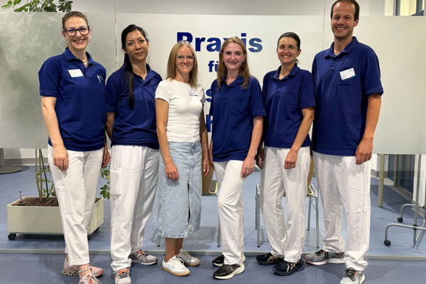 Das Team des Therapiezentrums Burghausen (v.li.): Sarah Finsterwalder (Ergotherapeutin, fachliche Leitung), Sivi Wagner (Ergotherapeutin), Tanja Garbe (Anmeldung Therapiezentrum), Konny Seitz (Physiotherapeutin), Martina Schwab (Physiotherapeutin), Tobias Roth (Physiotherapeut, fachliche Leitung).