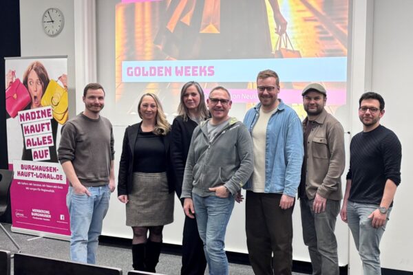 Vorstandschaft des Werbering Burghausen bei der Jahreshauptversammlung 2026: v.l.n.r..: Schatzmeister Simon Geith, Geschäftsführerin Simone Mayer, 1. Vorsitzende Petra Forstpointner, 2. Vorsitzender Christian Baumgartner, Johannes Mayer, Michael Lichtenegger, Wenzel Breu