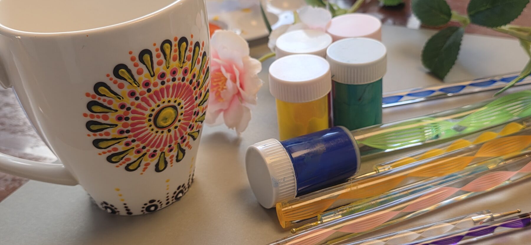 Mandala Art auf Tassen – Workshop fuer Kinder 8–13 Jahre 7 4