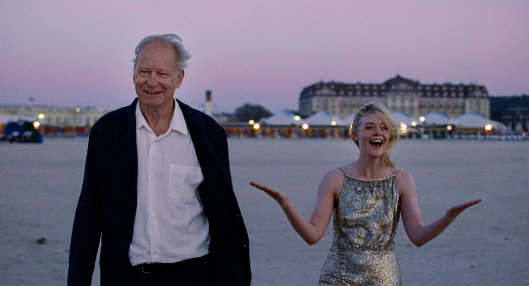 SentimentalValue Stellan Skarsgard Elle Fanning c Kasper Tuxen Andersen