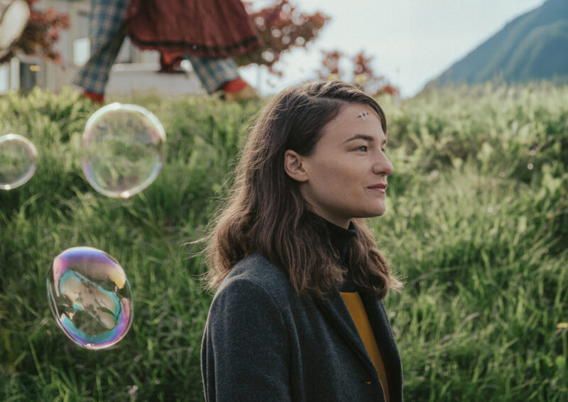 VierMinusDrei c AlamodeFilm Polyfilm 800x566