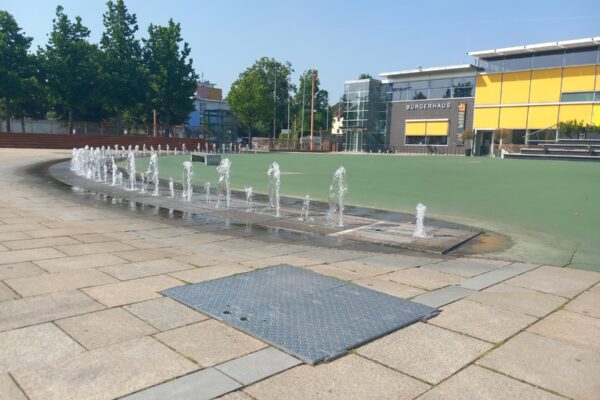 Foto: Tiefbauamt Stadt Burghausen Bürgerplatz Brunnen