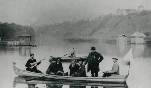 Kahnfahrten am Wöhrsee, Anfang 20. Jh., Foto: Haus der Fotografie