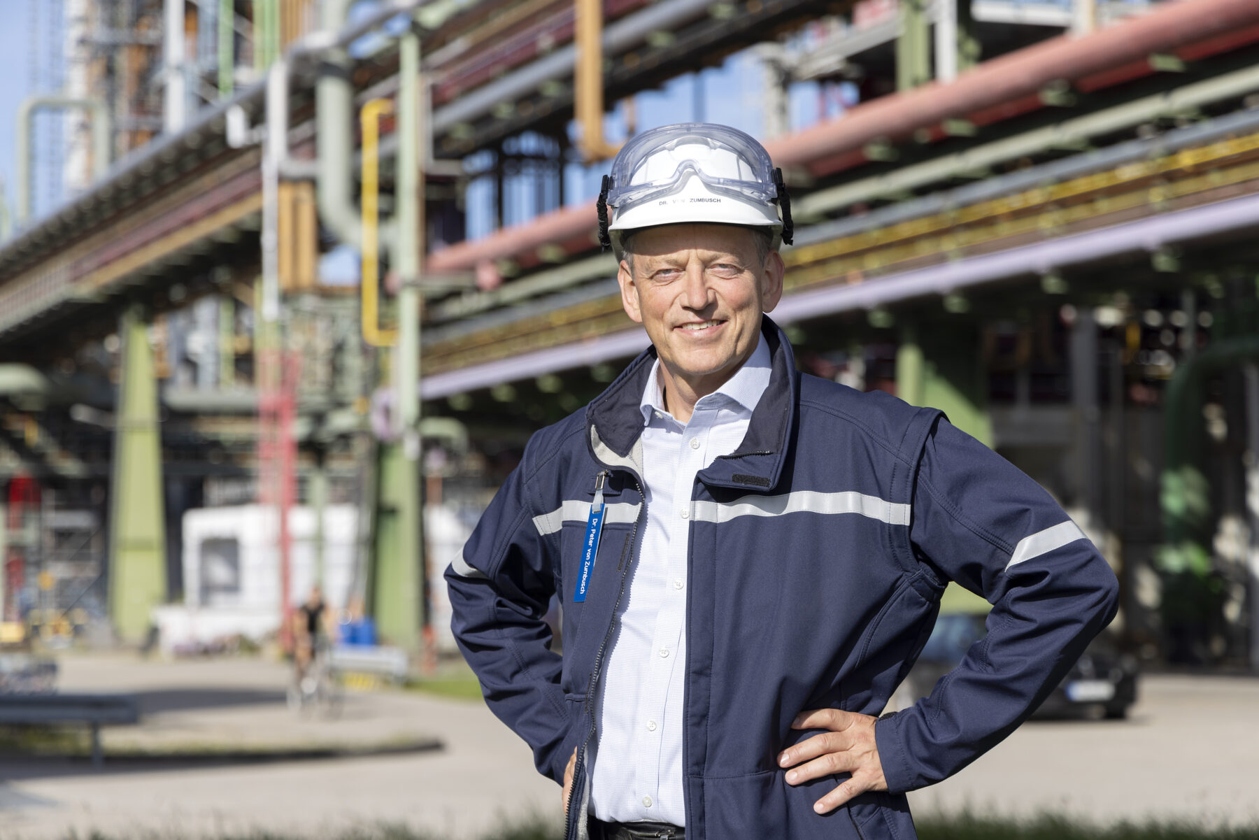Dr  Peter von Zumbusch, Werkleiter, Werk Burghausen